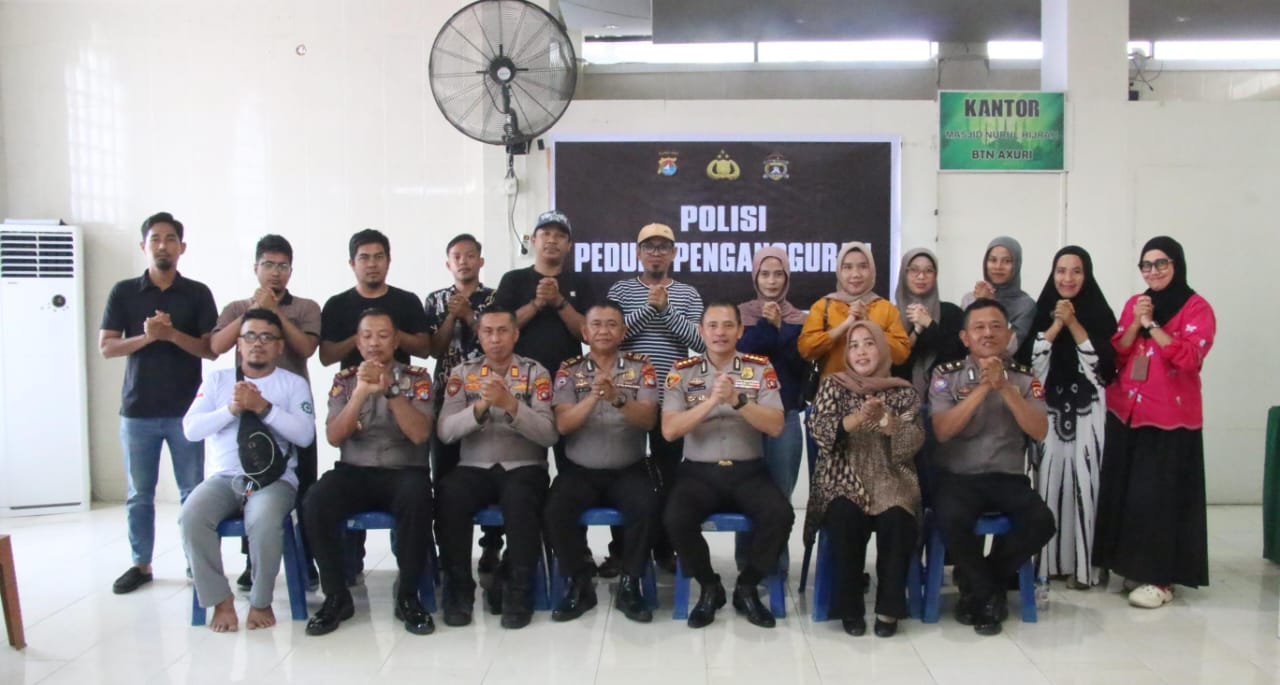 Polisi Peduli Pengangguran, Kapolresta Mamuju Berikan Peluang Solutif Bagi Warga Axuri